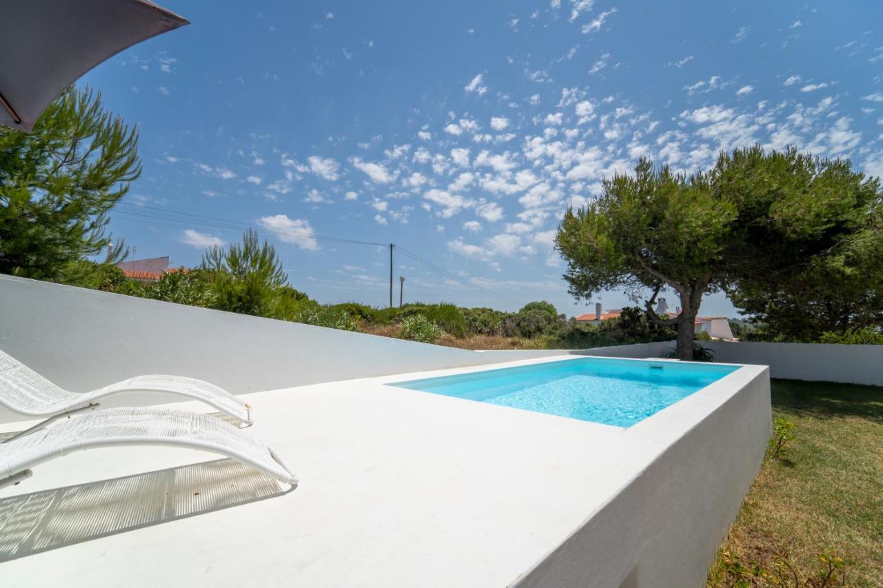 Casa Clerigo Espartal Bed & Breakfast Aljezur Exterior photo